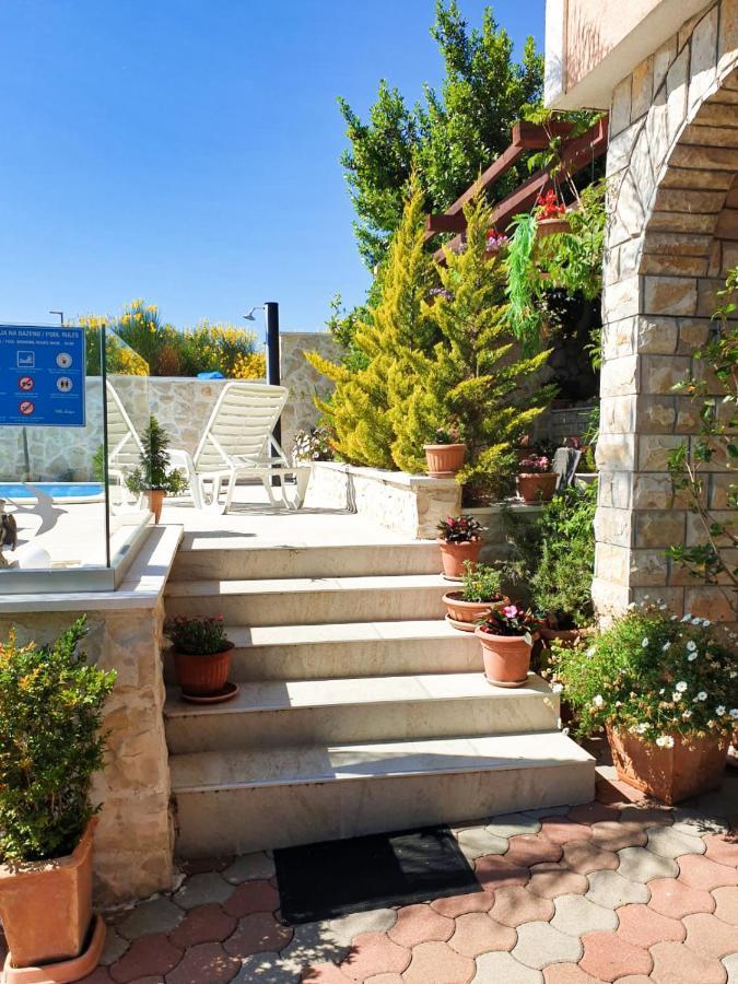 Villa Mateja Новаля Екстериор снимка